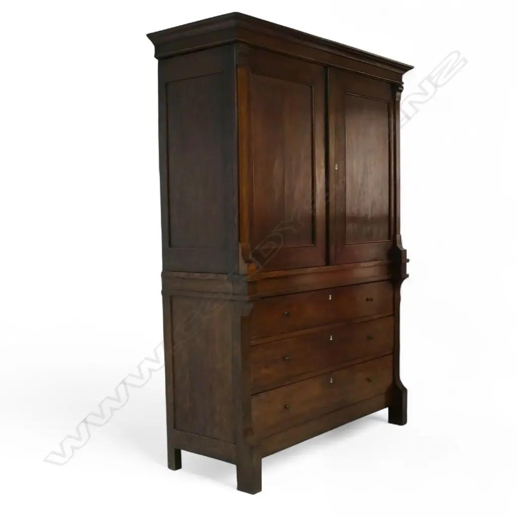 A large 19thC European Belgium, Flanders oak linen press, c.1880 Image 1++